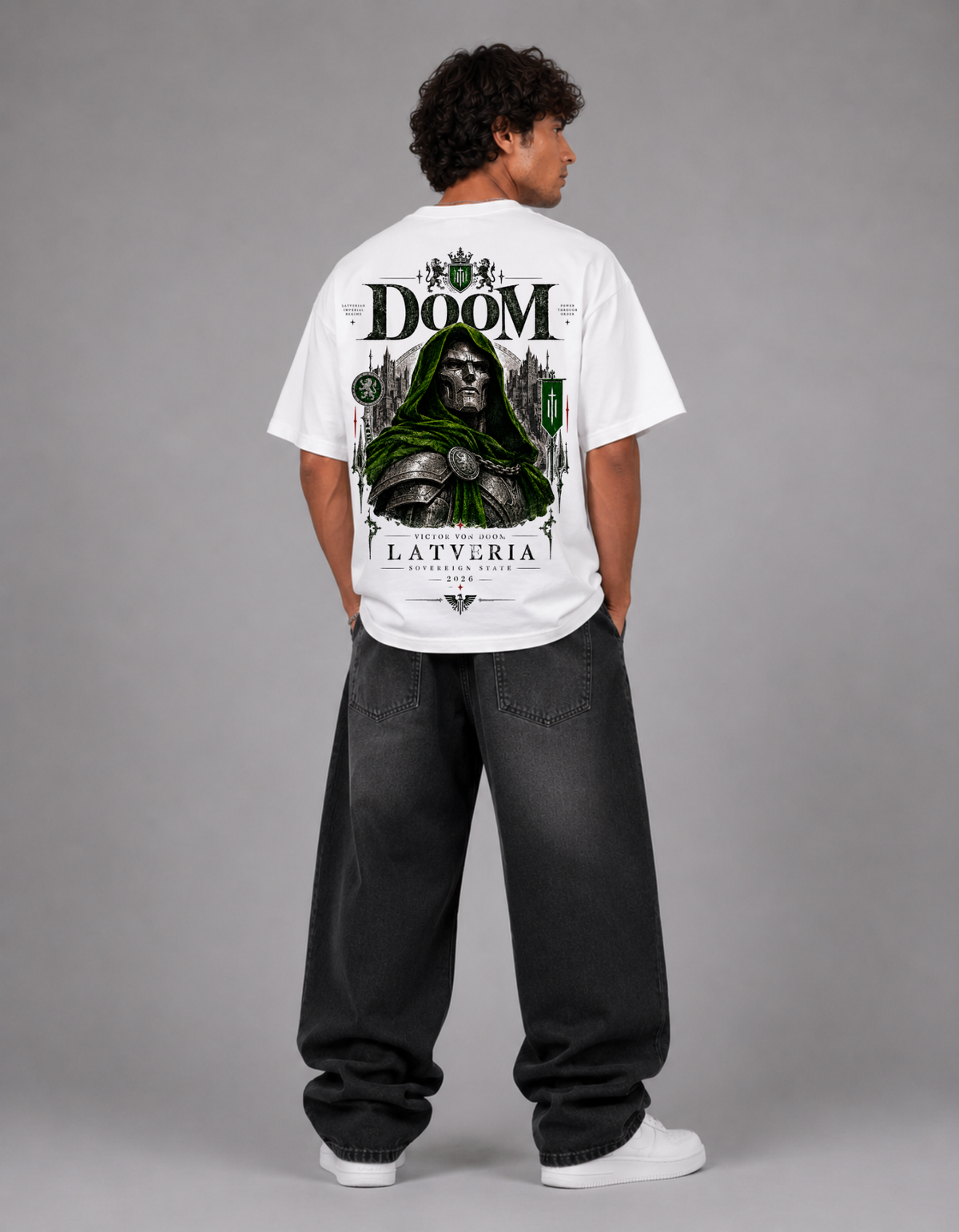 DOOM  Oversize T-shirt